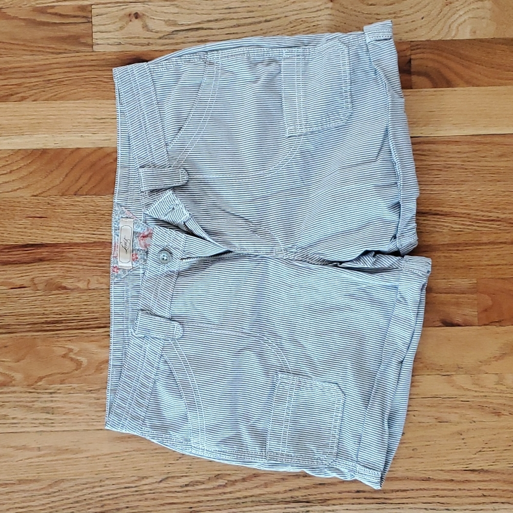 Stiped cargo shorts
